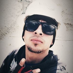 Meet your Posher, Adrian